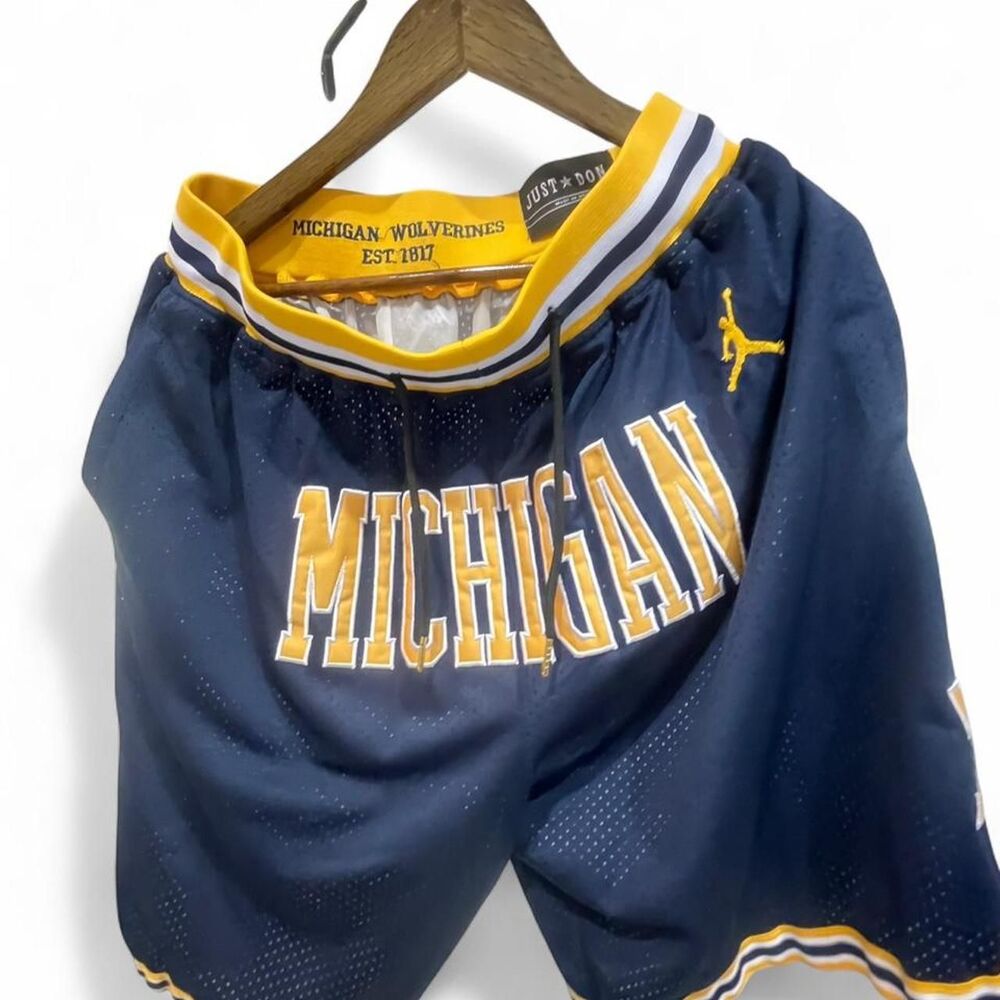 Jordan Michigan Just Don Fab 5 Rare Men's Navy and Blue Shorts